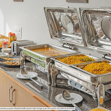 ואדודרה Itsy Hotels Rk Palace מראה חיצוני תמונה