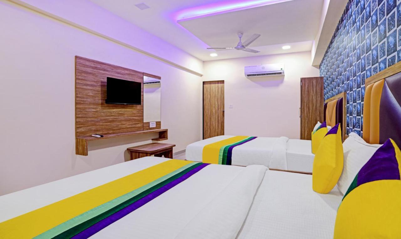 ואדודרה Itsy Hotels Rk Palace מראה חיצוני תמונה